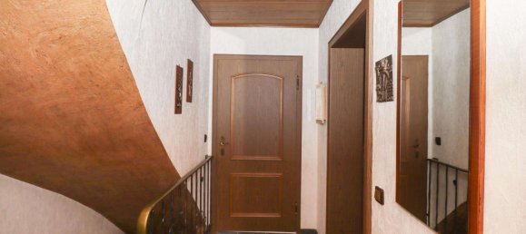 Таунхаус с 6 комнатами в Хайнсберг, Германия № 42982 7