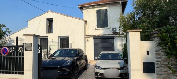 2 bedrooms House in Aubagne, France No. 330546 4