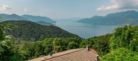 5-Zimmer Haus in Dumenza, Italy, Nr. 53878 3