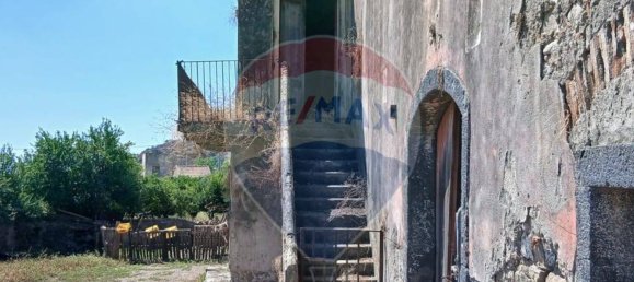 8-Zimmer Haus in Calatabiano, Italy, Nr. 292958 2