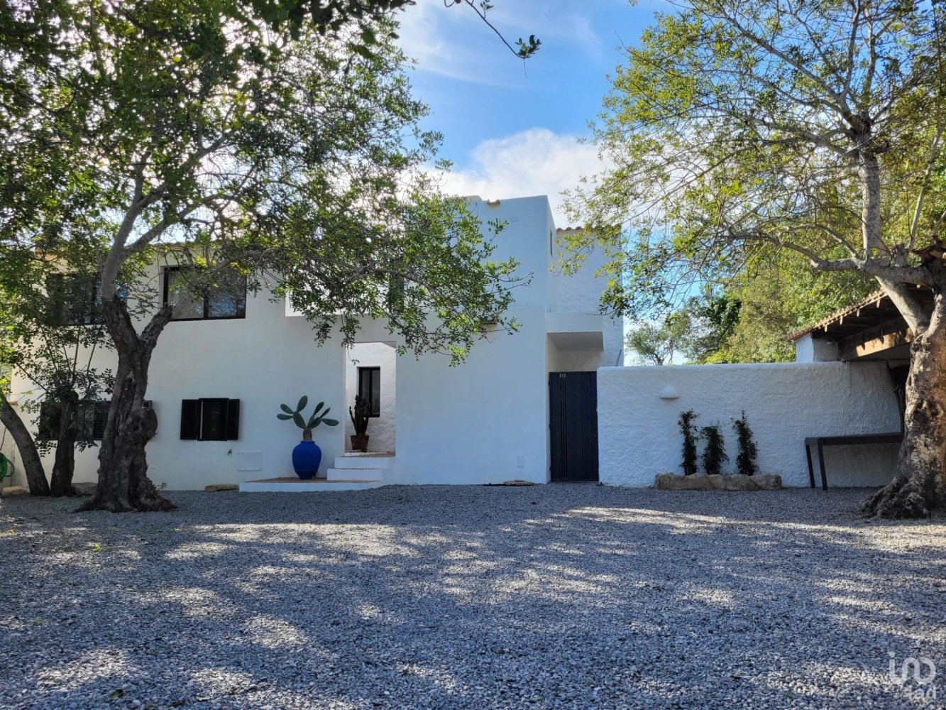 6 bedrooms Villa in Faro, Portugal No. 132369