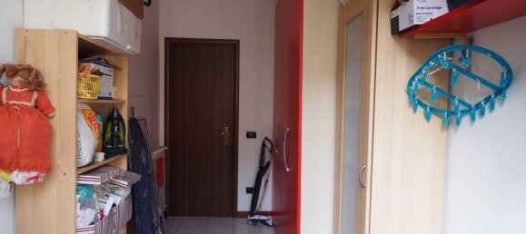 4 rooms Apartment in Rome, Italy No. 16660 4