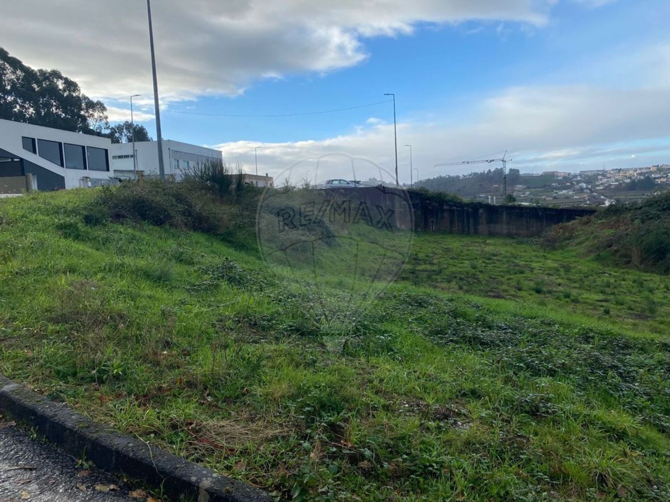 2030m² Land in Felgueiras, Portugal No. 45052