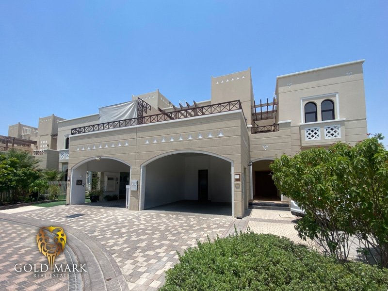 4 bedrooms Villa in Mudon, UAE No. 32431