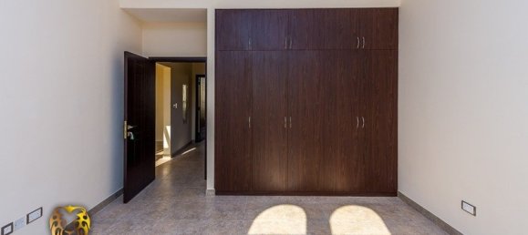 4 bedrooms Villa in Mudon, UAE No. 32431 7