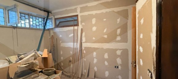 5-Zimmer Villa in Brusciano, Italy, Nr. 23940 54