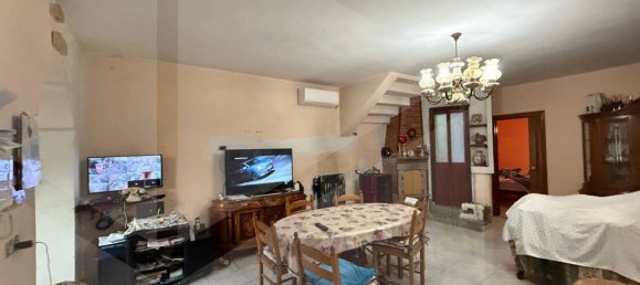 5-Zimmer Villa in Brusciano, Italy, Nr. 23940 49