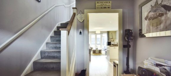 4 bedrooms Commercial property in Sittingbourne, United Kingdom No. 10758 8