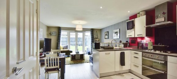 4 bedrooms Commercial property in Sittingbourne, United Kingdom No. 10758 6