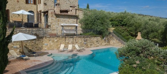 6 bedrooms House in Poggibonsi, Italy No. 52752 4