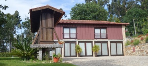 5 bedrooms Castles in Rendufe, Portugal No. 35720 2