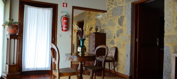 5 bedrooms Castles in Rendufe, Portugal No. 35720 3