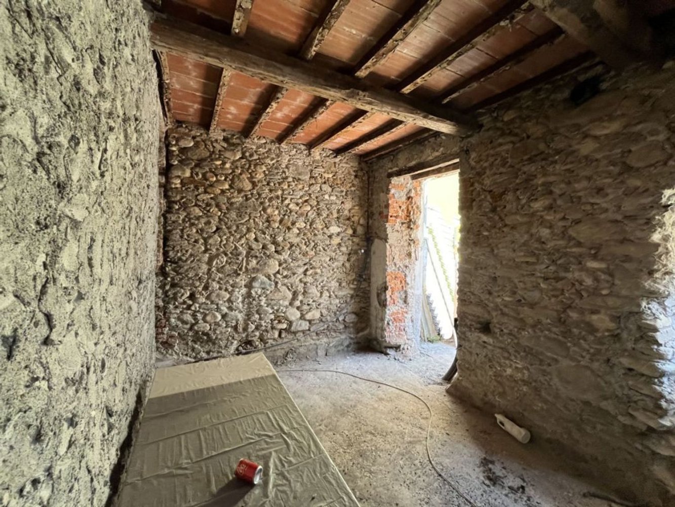 4-Zimmer Wohnung in Massa, Italy, Nr. 150311