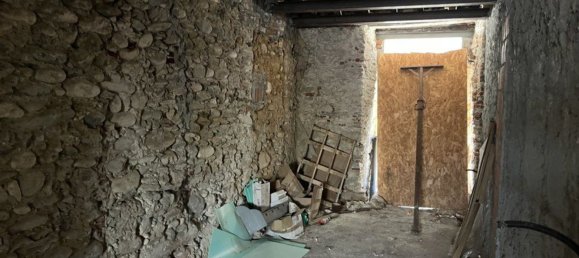 4-Zimmer Wohnung in Massa, Italy, Nr. 150311 7