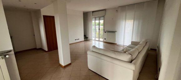 5 rooms Duplex in Inverigo, Italy No. 232554 6