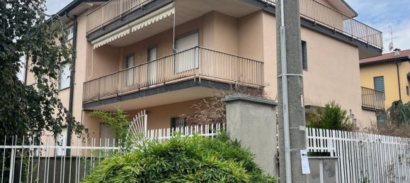 5 rooms Duplex in Inverigo, Italy No. 232554 3