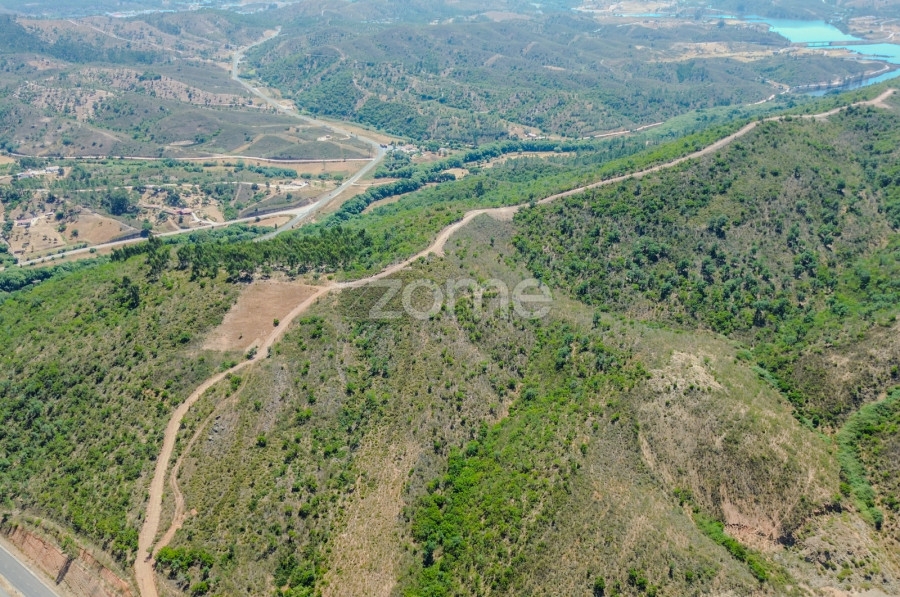  Land in Silves, Portugal No. 241921
