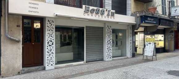 Propriété commerciale à Moûtiers, France 77m² No. 289762 2