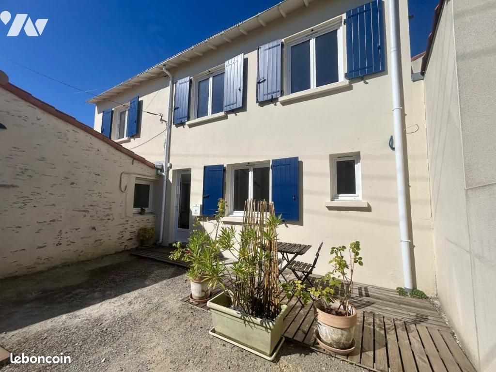 2 bedrooms Villa in Pornic, France No. 290387