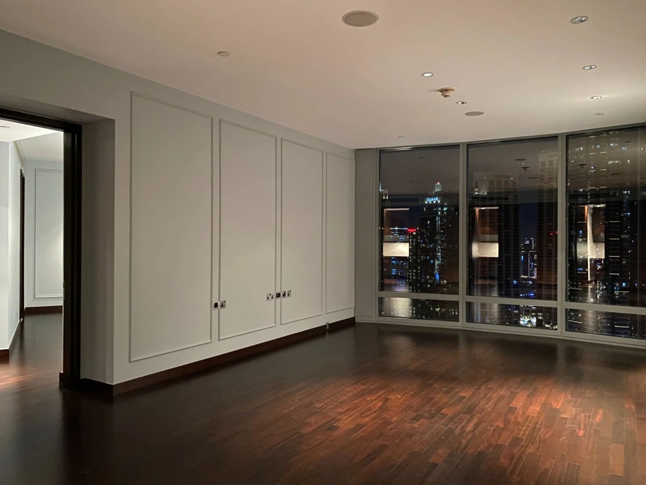 Квартира с 2 спальнями в Дубай, ОАЭ № 42690