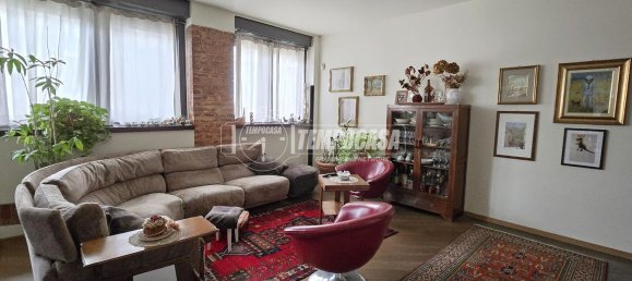 4-Zimmer Wohnung in Rozzano, Italy, Nr. 20921 2