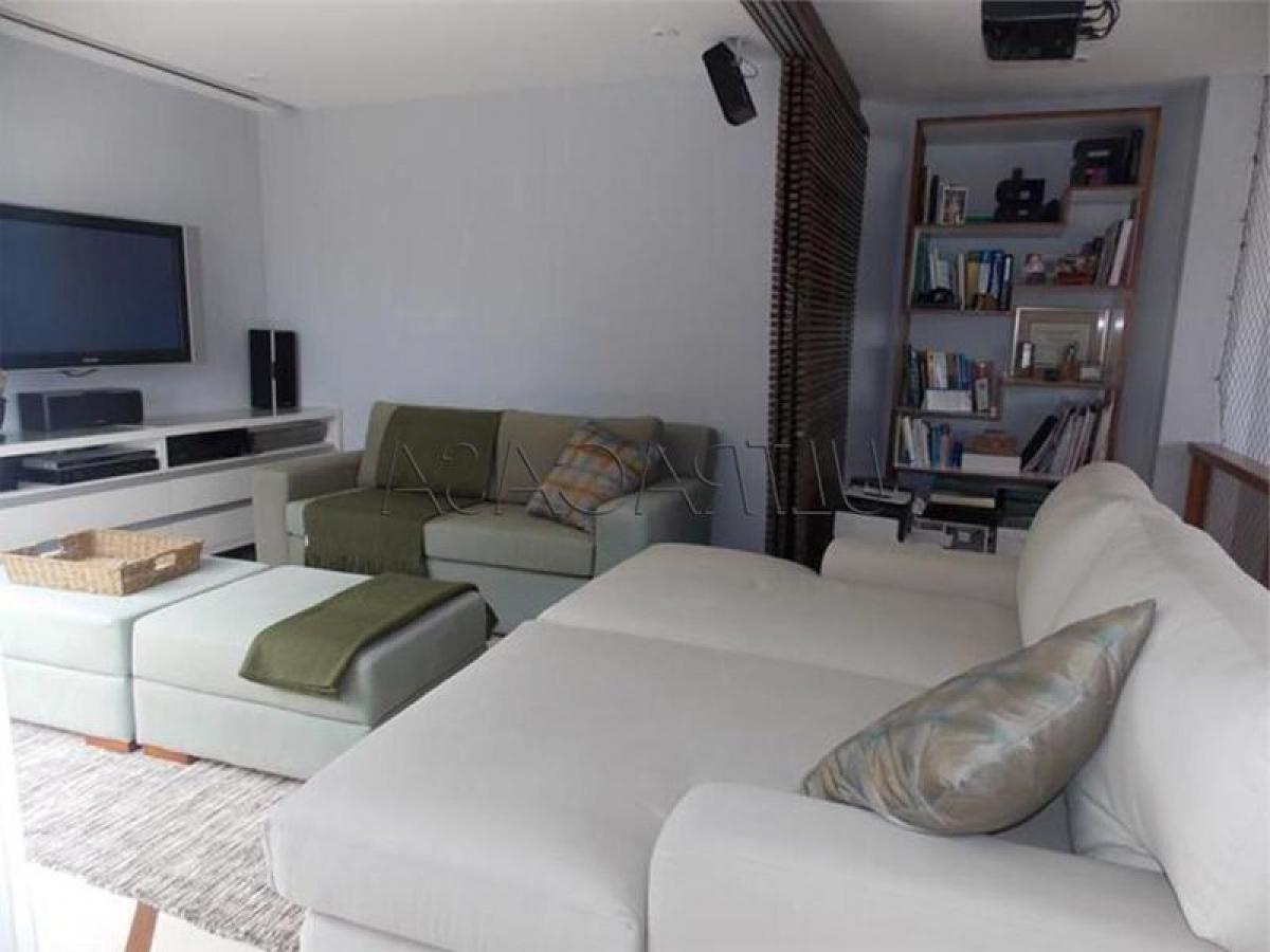 Дом с 3 спальнями в Сан-Паулу, Бразилия № 586710