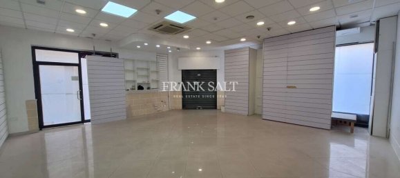 Imóvel comercial com habitação em Fgura, Malta 200 m² N.º 11775 4