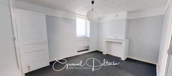 5 bedrooms House in Arras, France No. 217101 8