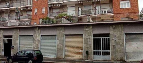 3 bedrooms Apartment in Turin, Italy No. 318190 26