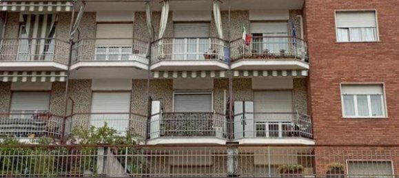 3 bedrooms Apartment in Turin, Italy No. 318190 27