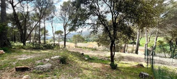  Land in Rousset, France No. 287799 2