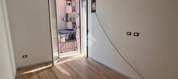 3-salle Appartement à Palermo, Italy No. 259137 17