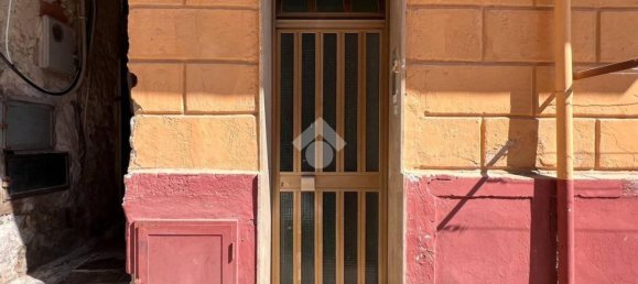 3-salle Appartement à Palermo, Italy No. 259137 3