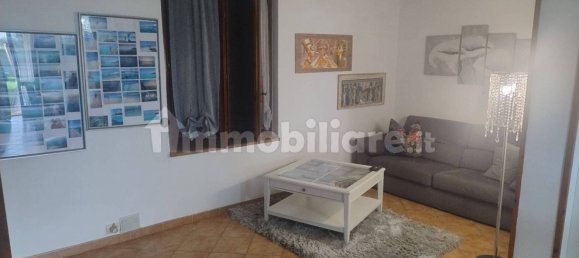 2 bedrooms Villa in Roccabianca, Italy No. 375419 9