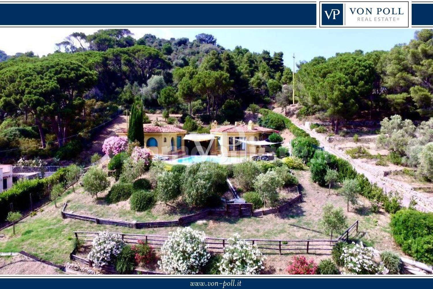 Villa T5 em Campo nell'Elba, Italy N.º 132805