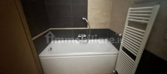 Квартира с 2 спальнями в Ези, Италия № 325760 15