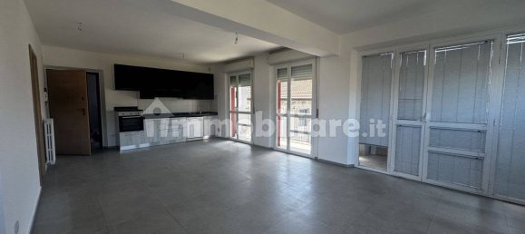 Квартира с 2 спальнями в Ези, Италия № 325760 3