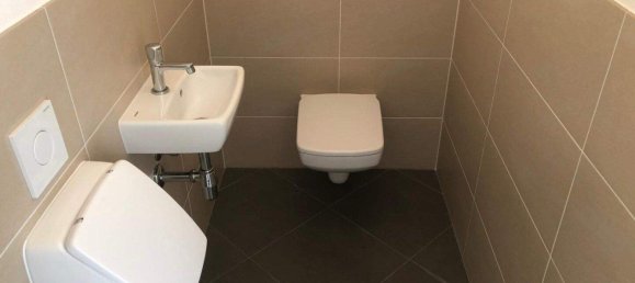 3غرفة شقة في Vosendorf, Austria رقم 145564 8