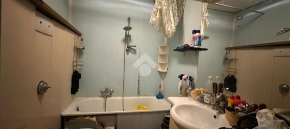 3-salle Appartement à Palazzolo sull'Oglio, Italy No. 6011 23