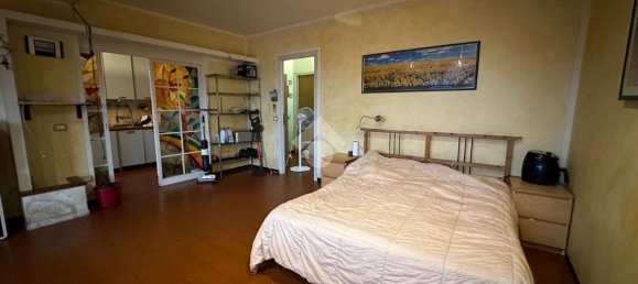 3-salle Appartement à Palazzolo sull'Oglio, Italy No. 6011 2