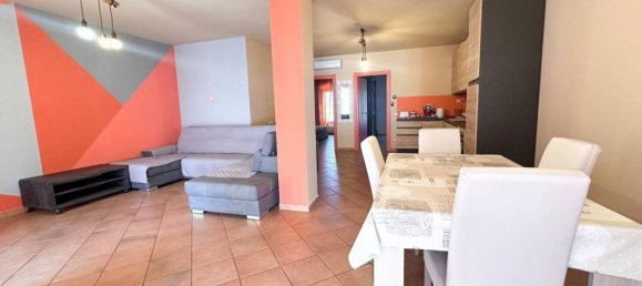 Penthouse T2 em Desenzano del Garda, Italy N.º 260183 4