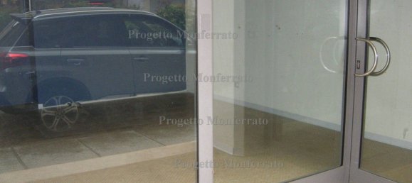 40m² Commercial property in Casale Monferrato, Italy No. 350475 4