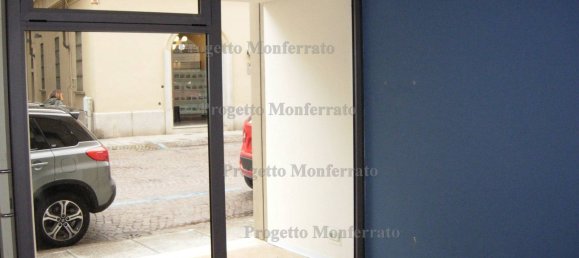 40m² Commercial property in Casale Monferrato, Italy No. 350475 5