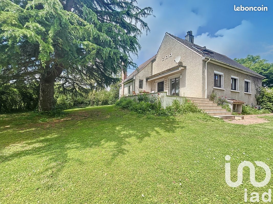 Дом с 5 спальнями в Дордив, Франция № 276195