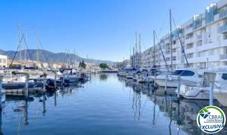 1 chambre Penthouse à Roses, Spain No. 213568