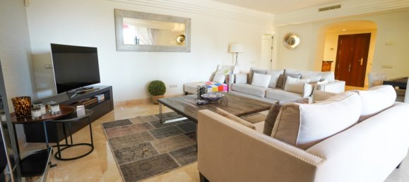 3 bedrooms Penthouse in Marbella, Spain No. 104417 28