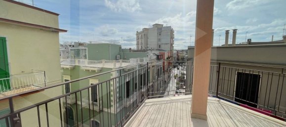 3 Schlafzimmer Wohnung in Corato, Italy, Nr. 17344 4