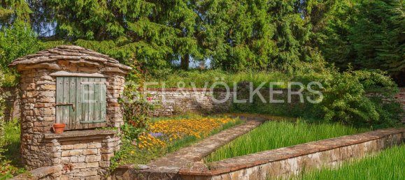 Villa de 5 dormitorios en Cuneo, Italy No. 286080 6