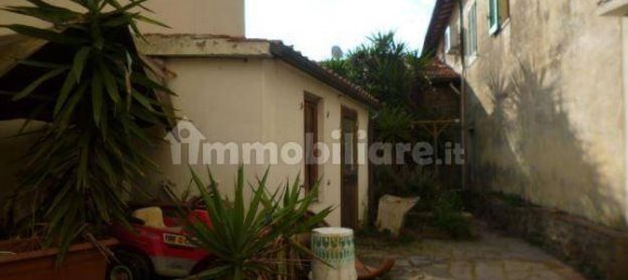 2 bedrooms Apartment in Reggello, Italy No. 149016 9