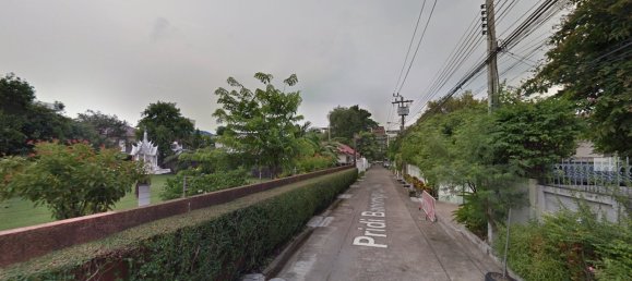 4 bedrooms Cafe / restaurant in Bangkok, Thailand No. 2675 5